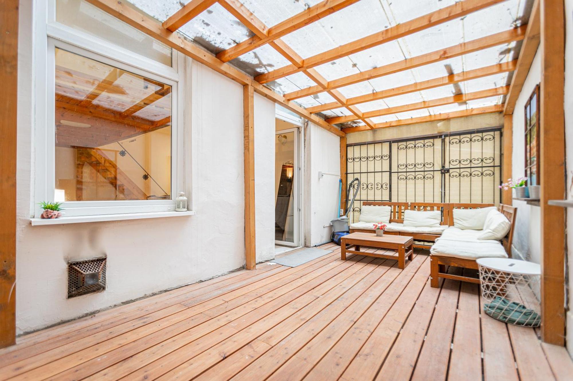 Apartamento Cosy Flat With Balcony Budapest Exterior foto