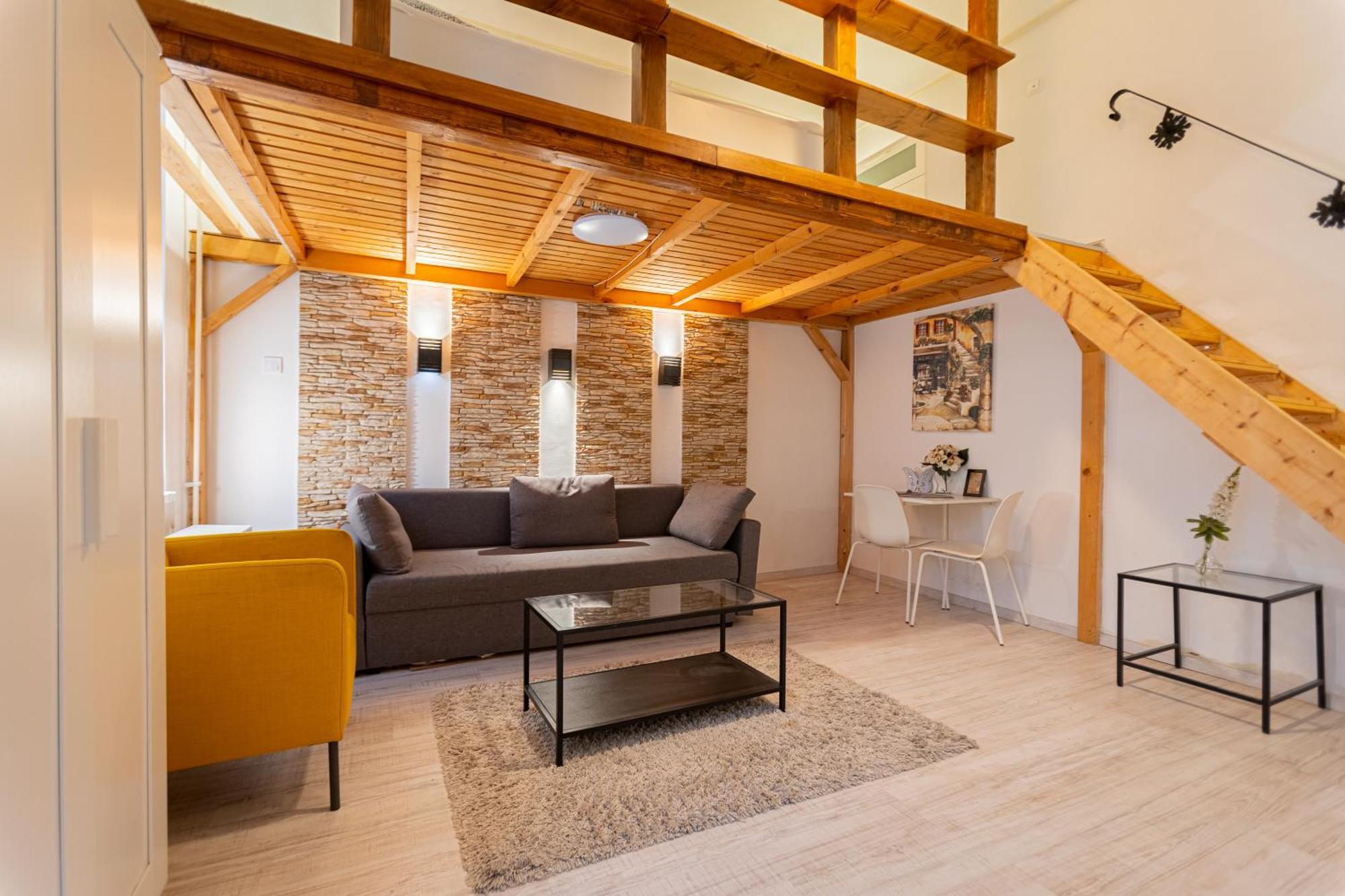 Apartamento Cosy Flat With Balcony Budapest Exterior foto